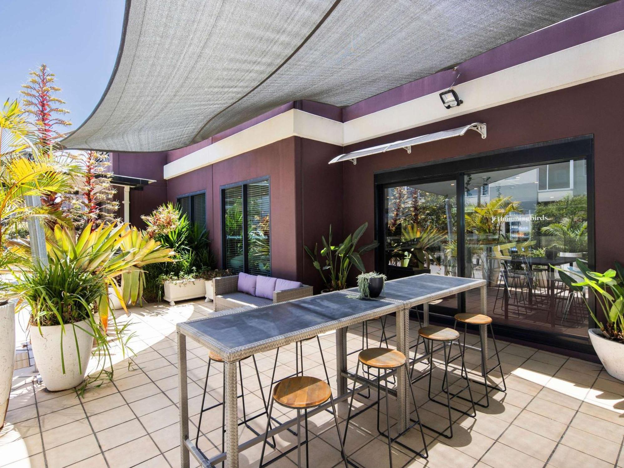 Ibis Newcastle Hotel Bagian luar foto