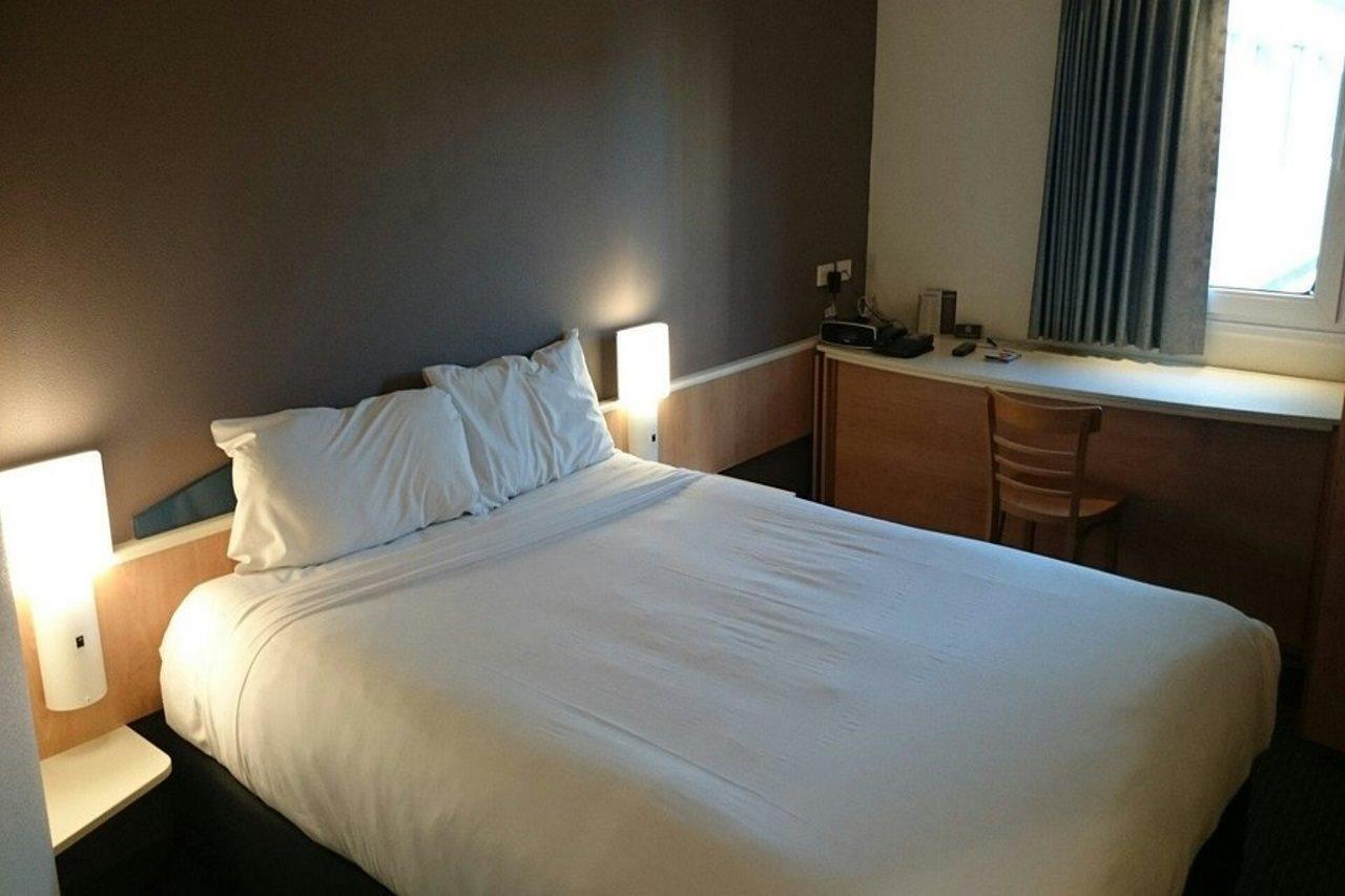 Ibis Newcastle Hotel Bagian luar foto