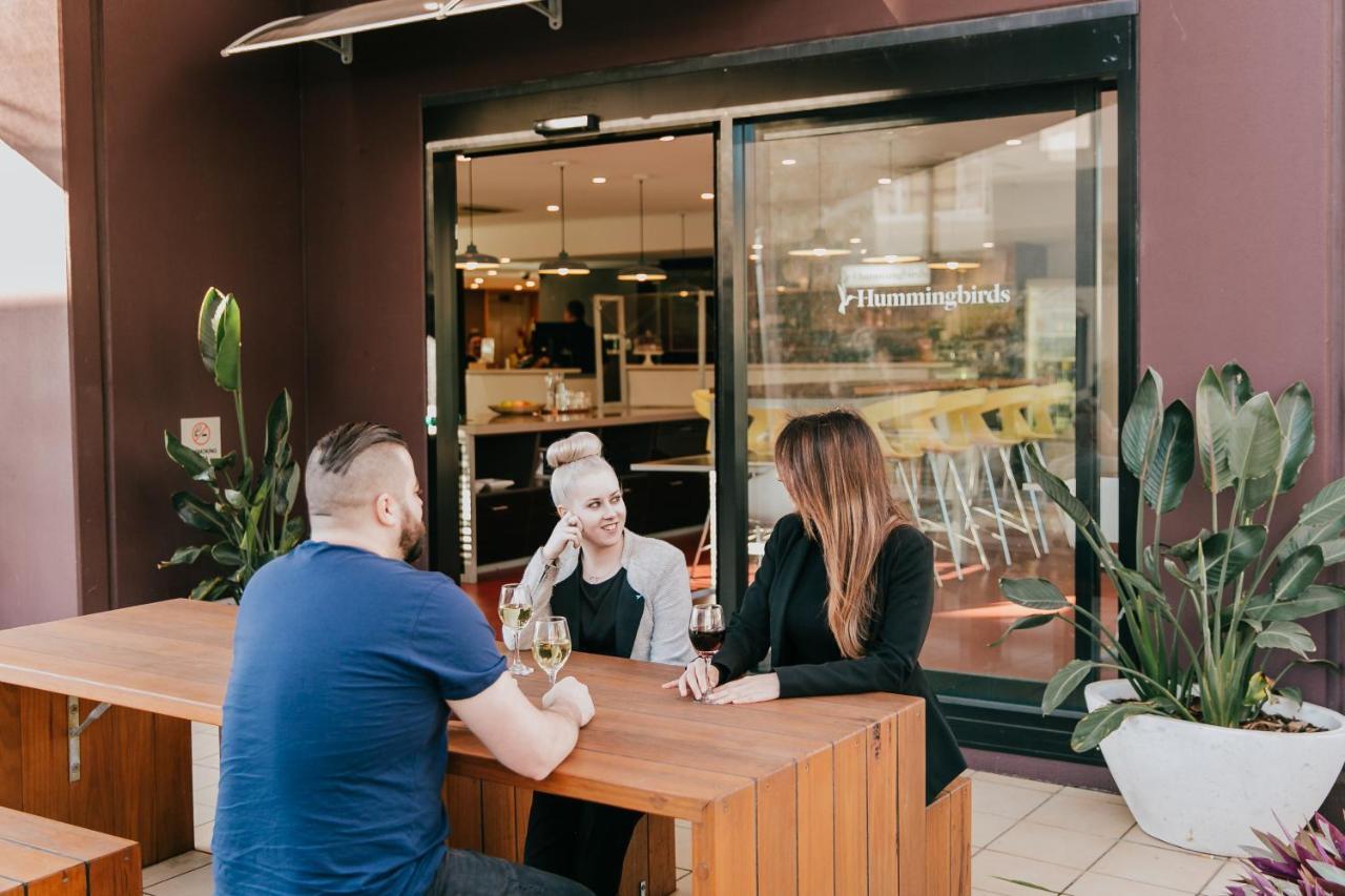 Ibis Newcastle Hotel Bagian luar foto